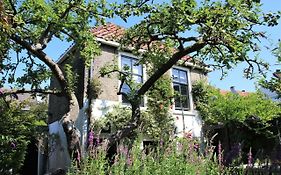 Apple Tree Cottage - Charming Home At Beautiful Canal In Our Idyllic Garden